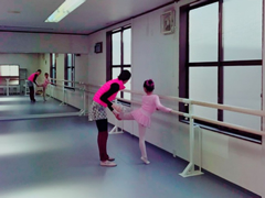 Ailes Ballet School(エイル バレエ スクール)